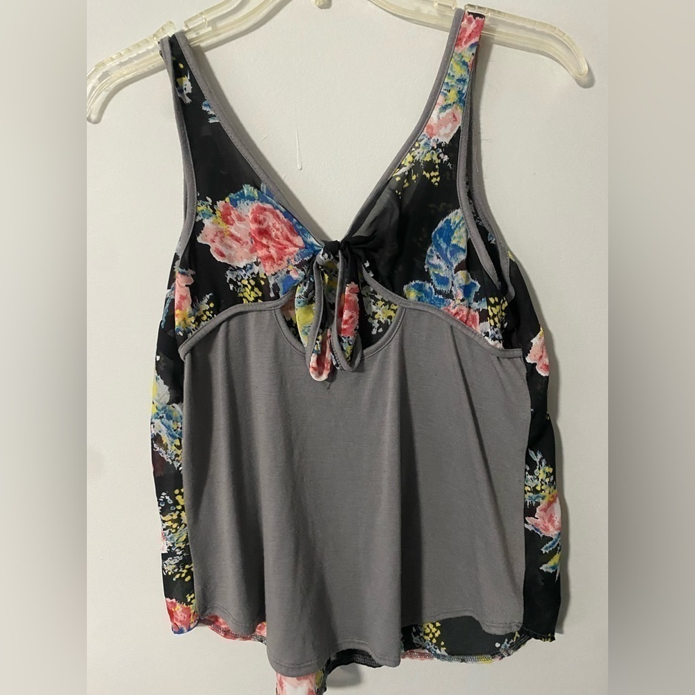 Weavers Floral Tank Top - Picture 3 of 6